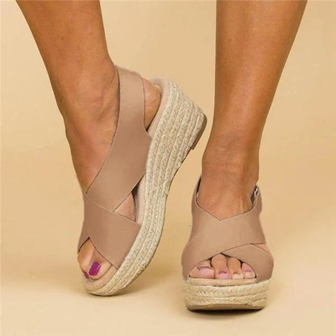 Schicke Keil-Sandalen mit gekreuzten Riemen – Bequemer Sommerstil
