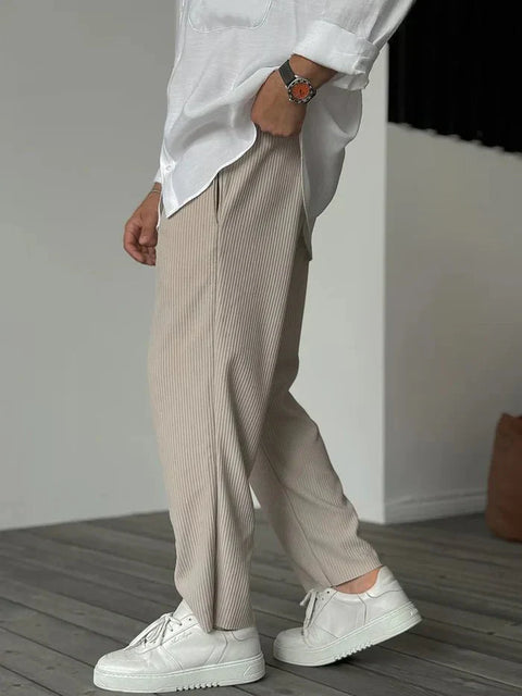 Luxe Corduroy Hose – Für einen eleganten und entspannten Look