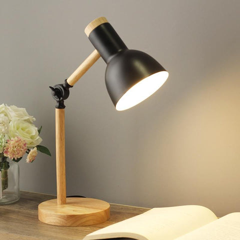 Moderne Verstellbare Schreibtischlampe – Skandinavisches Design für einen Gemütlichen Arbeitsplatz