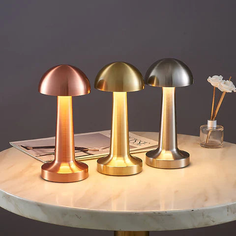 AuraLux Tischlampe – Modern, Minimalistisch und Dimmbat