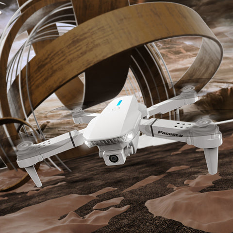 E88 Drohne mit Doppel-Kamera – Zusammenklappbarer Quadcopter mit Höhenhalter