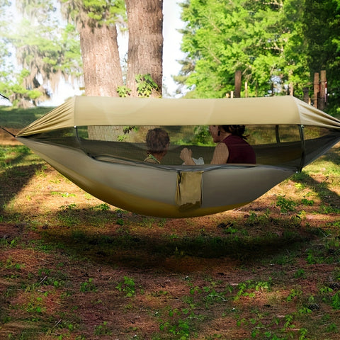 Doppelte Hängematte mit Mückennetz - Komfortabel und Schützend für Camping und Reisen