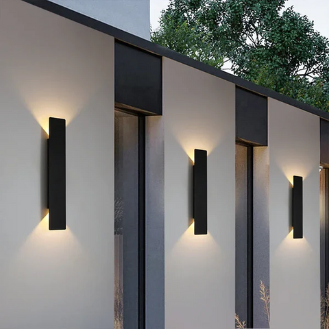 AquaLine LED Außenwandleuchte – Schlankes Design mit Wetterbeständigem Gehäuse