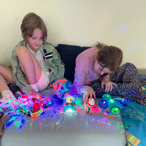 Turbo Twirl Autos - Bunte Spielvergnügen für Kinder