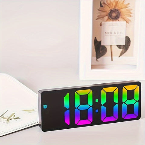 Bunte LED Digitale Uhr - Für einen Fröhlichen Start in den Tag