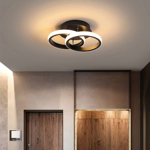 FlexiGlow Deckenlampe - Stilvolle und Verstellbare LED-Beleuchtung