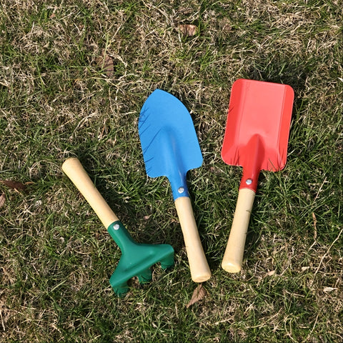 Bunte Kinder Garten- und Sandspielzeugset – Spielzeugset für drinnen und draußen