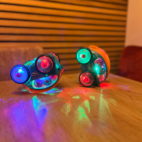 Turbo Twirl Autos - Bunte Spielvergnügen für Kinder
