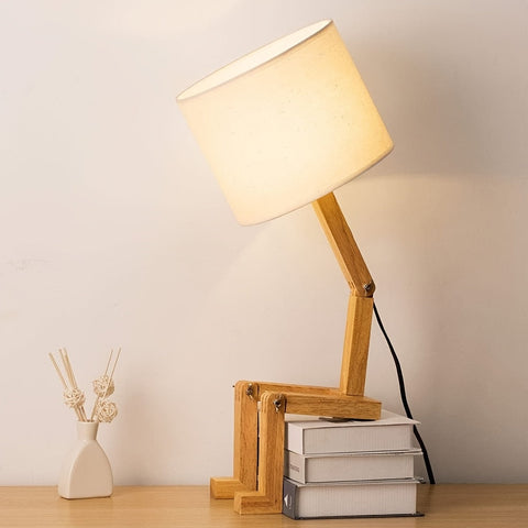 Moderne Holz Tischlampe – Flexibles Design und Stimmungsvolle Beleuchtung