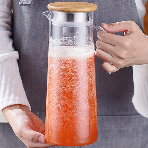 Glaskaraffe mit Deckel – Ideal für Saft, Bubble Tea und erfrischende Sommergetränke