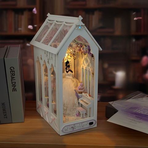 DIY Brautkleid Puppenhaus – 3D Baukasten mit Beleuchtung und dekorativen Möbeln