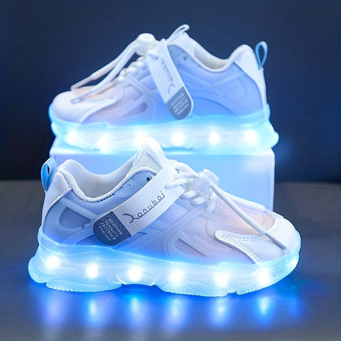 Leuchtende Sneakers für Kinder – Bunte LED-Beleuchtung für einen verspielten Look