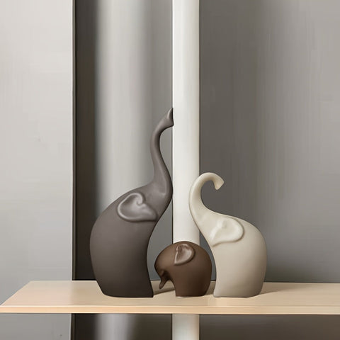 Set aus 3 Keramischen Elefantenfiguren – Moderne Matte Dekoration für Wohnzimmer oder Büro