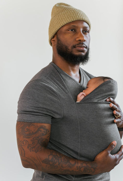 Bequemes Baby Trag T-Shirt – Handsfree Tragen für Eltern