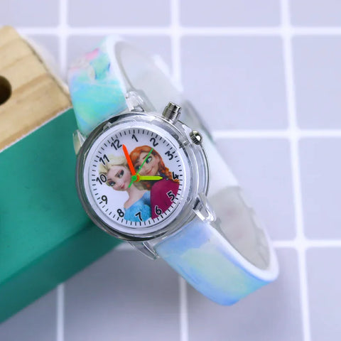 Leuchtende Kinderuhr – Erhältlich in Spider-Man und Frozen Designs