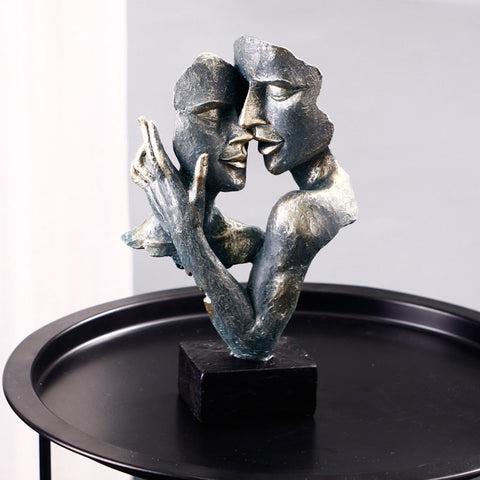 Umarmende Figuren Skulptur - Moderne Kunst für Zuhause