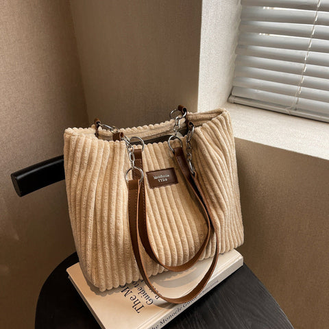 Amelia Stilvolle Corduroy Schultertasche - Luxus und Praktisch für Jeden Tag