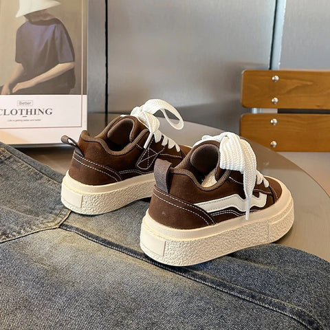 Verspielte Kinder Sneakers - Komfort und Stil bei jedem Schritt