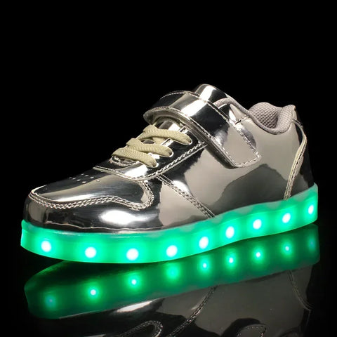 Strahlende Stapper - LED-Schuhe für Kinder, die leuchten