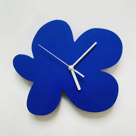 Blumenförmige Wanduhr - Moderne Dekoration für Zuhause