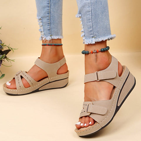 Bequeme Schicke Sandalen - Stilvoll und Funktional