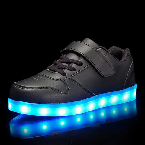 Strahlende Stapper - LED-Schuhe für Kinder, die leuchten