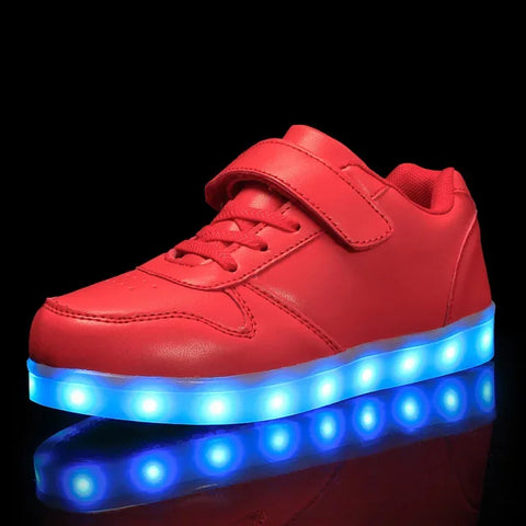 Strahlende Stapper - LED-Schuhe für Kinder, die leuchten