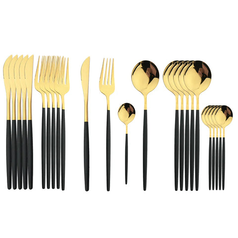 Goldenes Luxus Besteckset - Für eine Elegante Tischdekoration