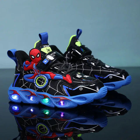 Leuchtende Superhelden Sneakers für Kinder – Stilvoll und Funktional