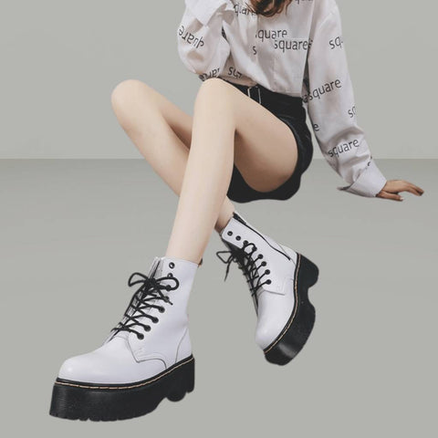 Bertha Stilvolle Stiefel - Edgy und Komfortabel
