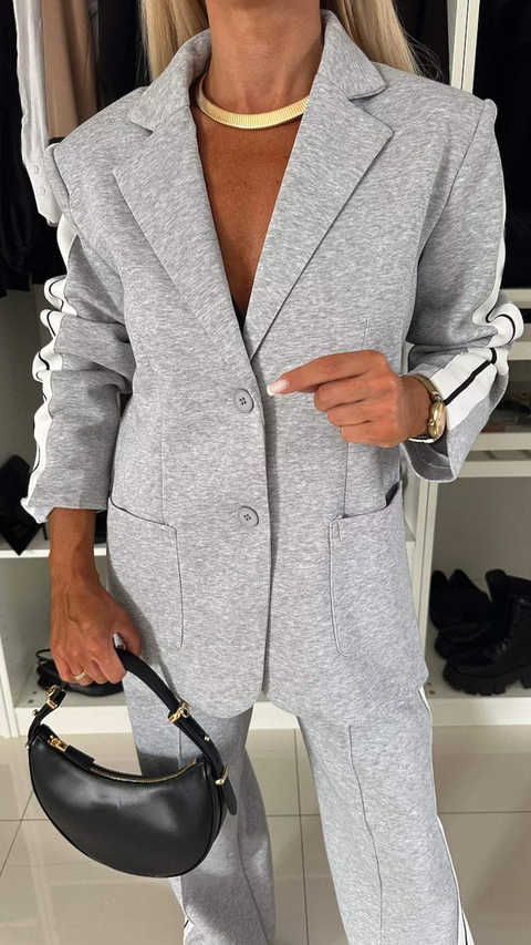 Urban Luxe Damenanzug - Sportlich und Schick in Einem