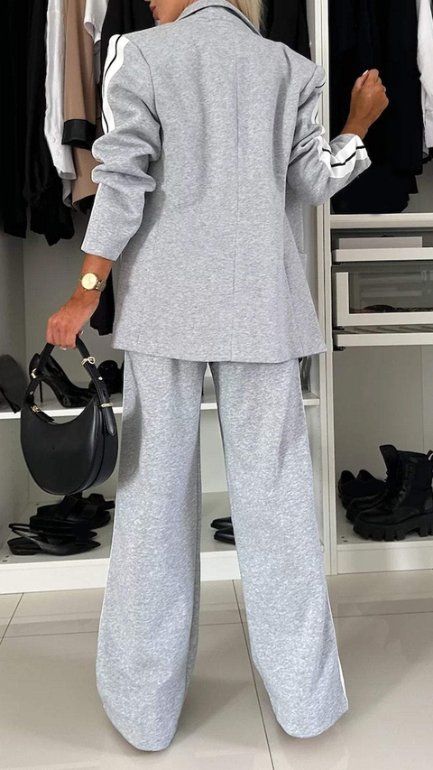 Urban Luxe Damenanzug - Sportlich und Schick in Einem