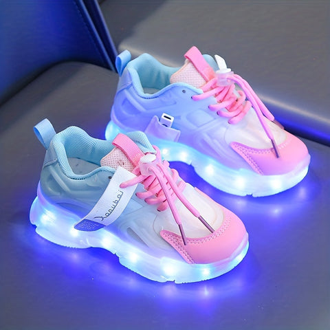 Leuchtende Sneakers für Kinder – Bunte LED-Beleuchtung für einen verspielten Look