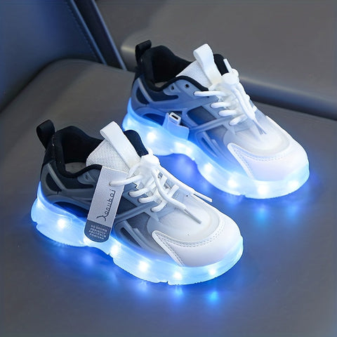 Leuchtende Sneakers für Kinder – Bunte LED-Beleuchtung für einen verspielten Look