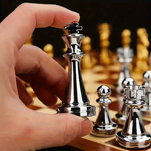 Vintage Schachspiel Set – Strategisch und Zeitlos