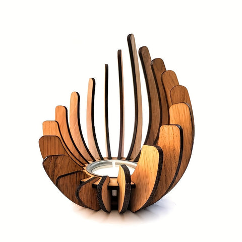 Bohemian Lotus Teelichthalter – Handgefertigtes Schichtenholzdesign