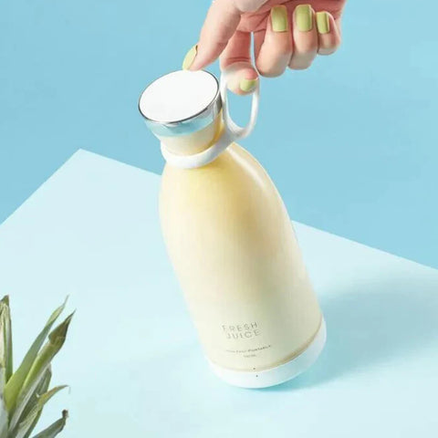 BlendPro - Kompakter & Tragbarer Smoothie Mixer