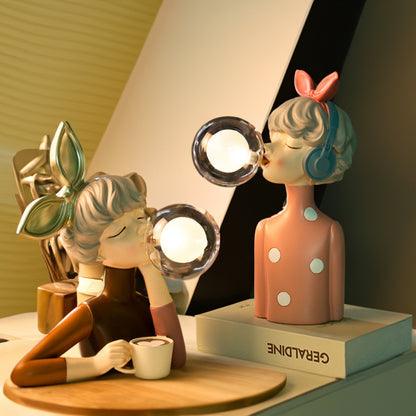 Chloé Lampe - Verspielte Mädchenlampe für kreative Interieurs