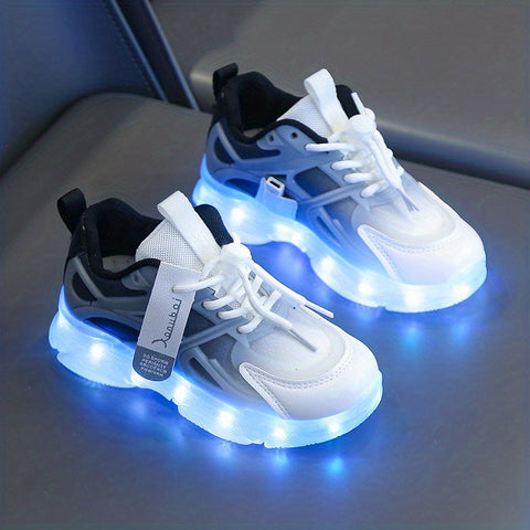 Leuchtende Sneakers für Kinder – Bunte LED-Beleuchtung für einen verspielten Look