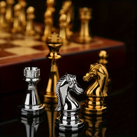 Vintage Schachspiel Set – Strategisch und Zeitlos