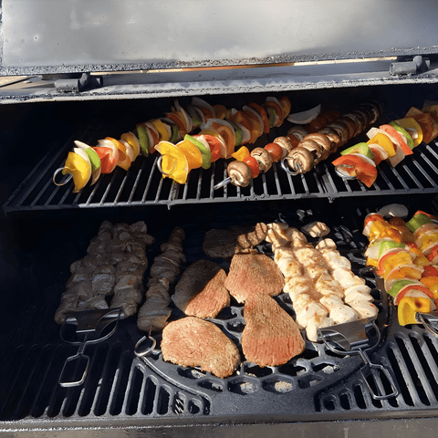 SpiesPro - 3-in-1 Grillwerkzeug - Macht das Grillen einfacher und effizienter!