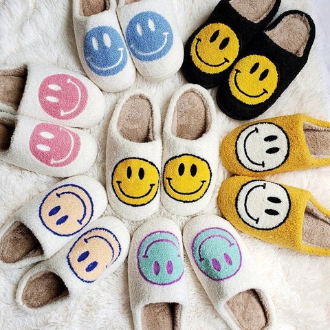 Smiley Komfort Hausschuhe – Für eine fröhliche und warme Atmosphäre