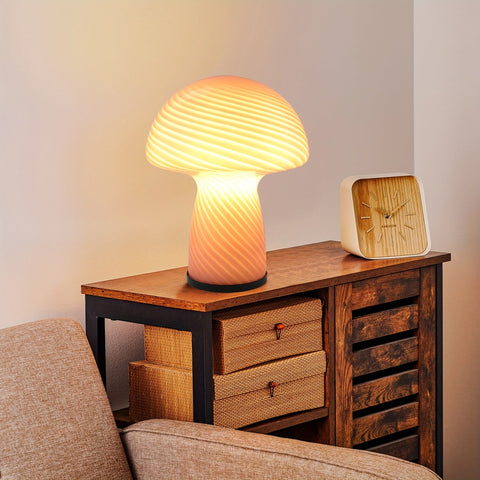 Verspielte Pilzlampe - Raffinierte Atmosphäre mit einem Retro-Twist