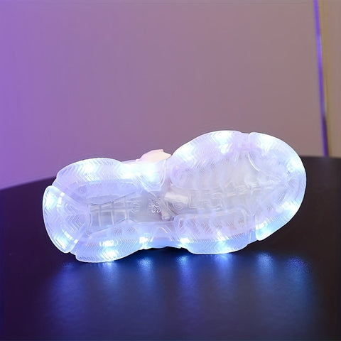 Leuchtende Sneakers für Kinder – Bunte LED-Beleuchtung für einen verspielten Look