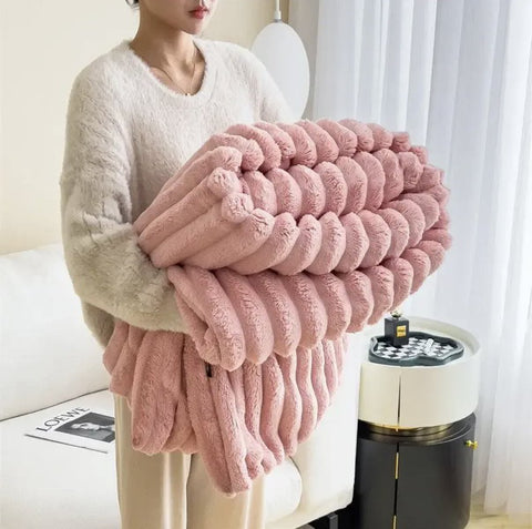 FluffyDreams Luxe Decke – Weich, Warm und Stilvoll