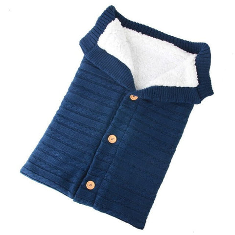 SnuggleNest Babyschlafsack - Für Wärme und Komfort im Kinderwagen