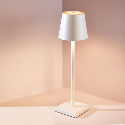 Aurora Luxe Tischlampe – Zeitlose Eleganz für jedes Interieur